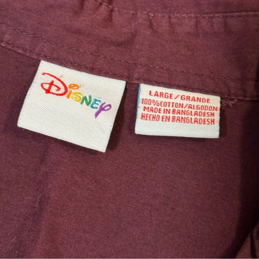 Winnie the Pooh Christmas embroidered button-down burgundy large - Picture 5 of 7